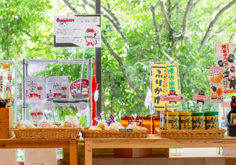 KKRホテル熊本ドライブスルー商店内観